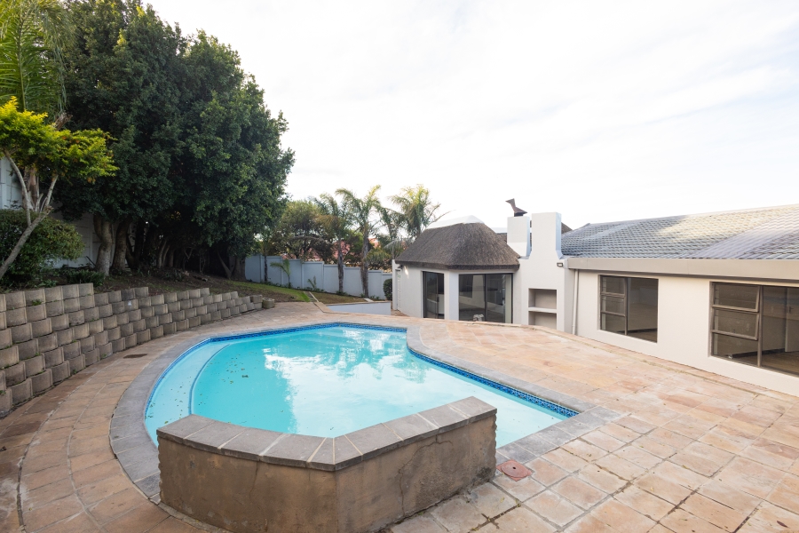 4 Bedroom Property for Sale in Selbourne Western Cape